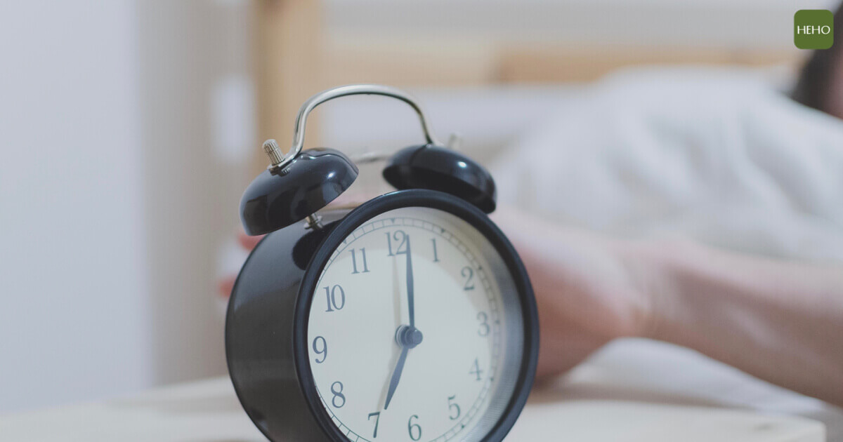 進入腦中風高風險期 睡醒後 90 秒是預防關鍵