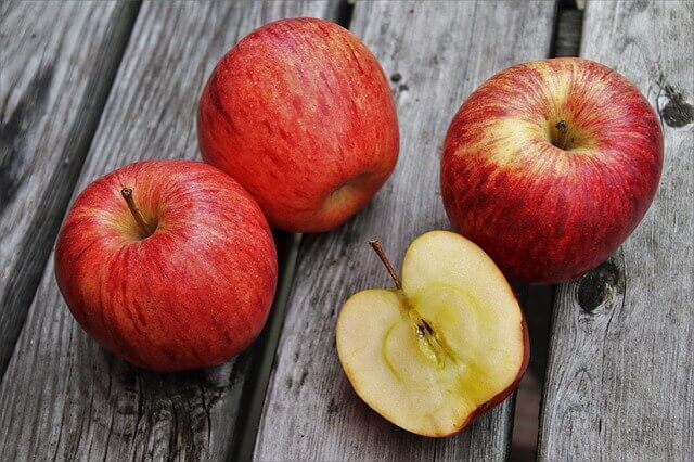 蘋果會氧化是因為鐵質高？營養師吐槽：這什麼鬼話